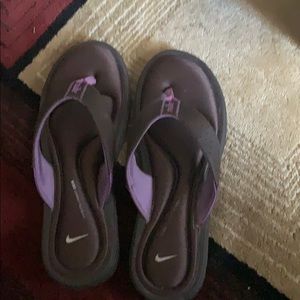Nike flip flops